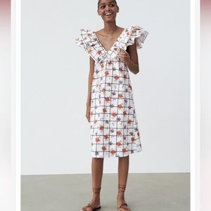 Zara woman’s ruffles should flower print midi dress